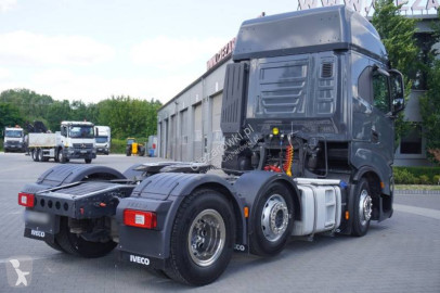 Влекач Iveco S-WAY AS440S57