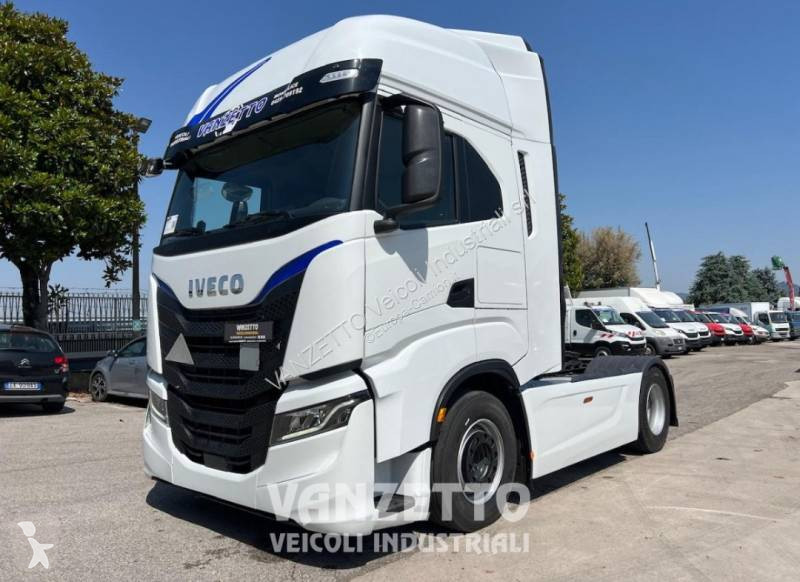 جرار Iveco