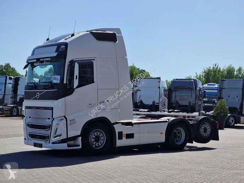 جرار Volvo 13500 Globetrotter XL 6x2 - Retarder...
