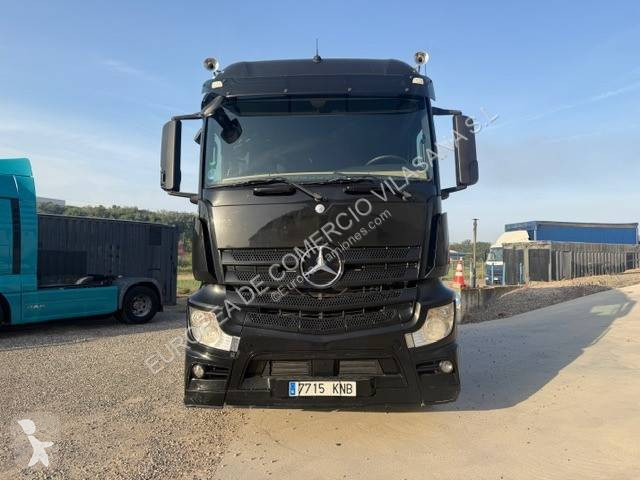 جرار Mercedes