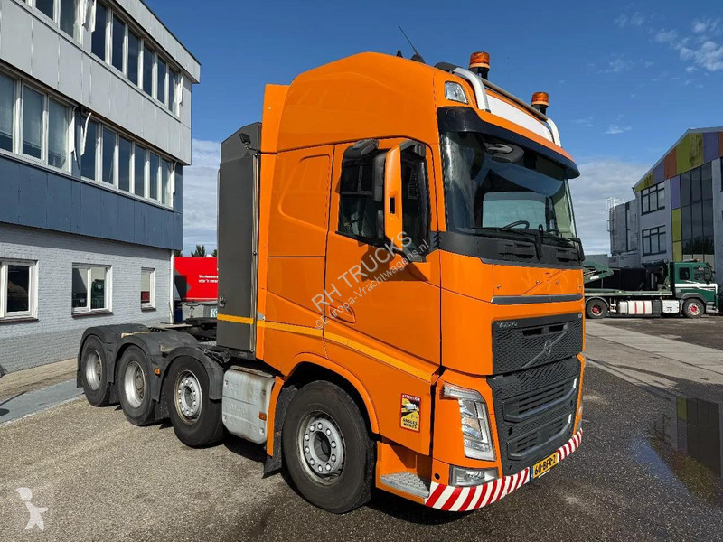 جرار Volvo 4 540, 8X4, 703656 KM