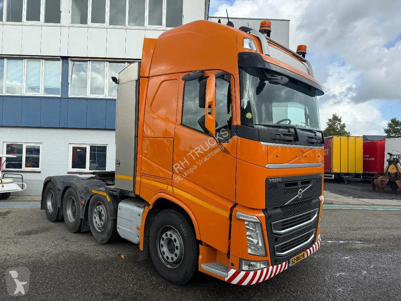 جرار Volvo 8X4 - 490049 KM - INTARDER TUV...