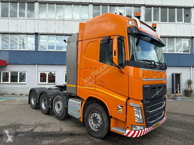 جرار Volvo 4 540 - 8X4 - 700410 KM - INTARDER