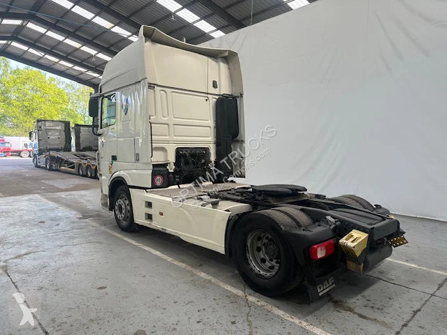 جرار DAF 106480 SUPERSPACECAB