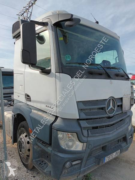 جرار Mercedes