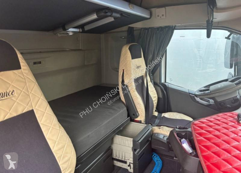 Cabeza tractora Volvo