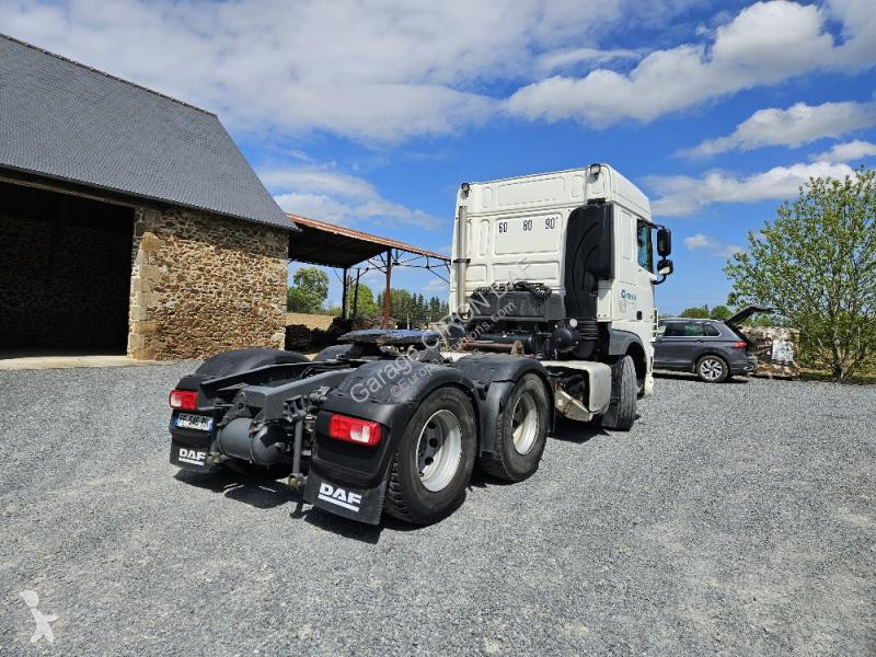جرار DAF 530
