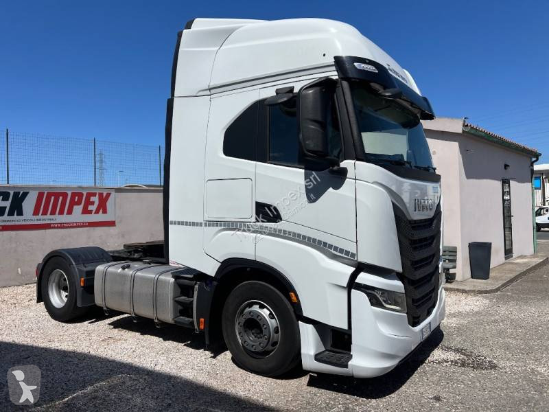 جرار Iveco