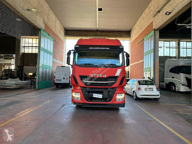 Iveco 460 tractor unit