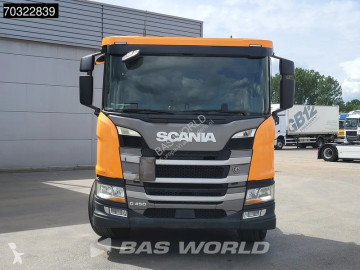 جرار Scania