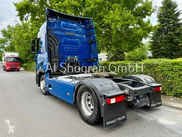 جرار Renault T460...