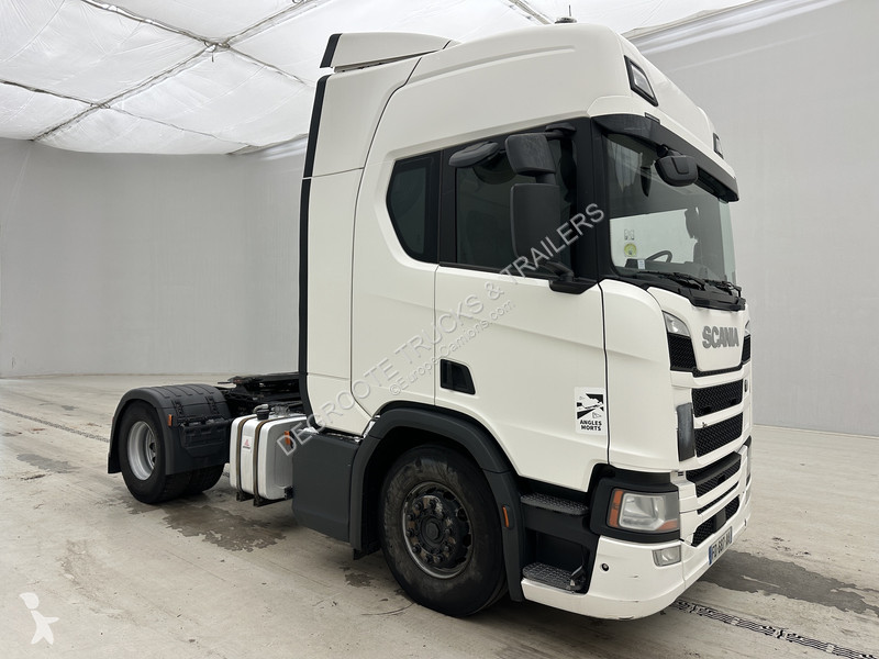 جرار Scania