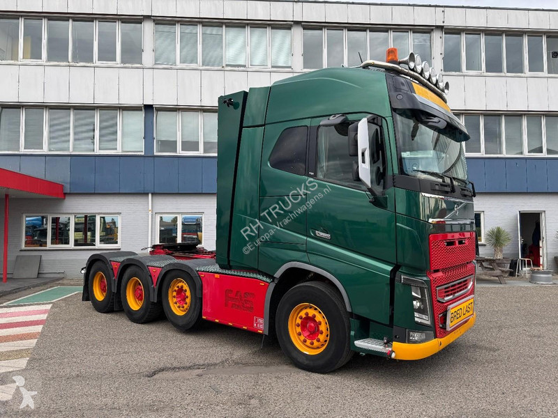 Trattore Stradale Volvo 16750 8X4 EURO 6 - 100...