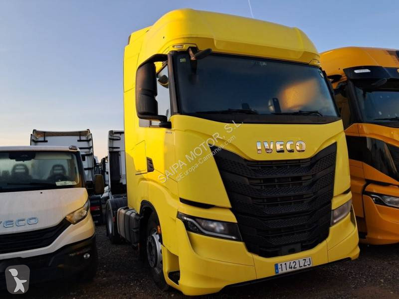 جرار Iveco