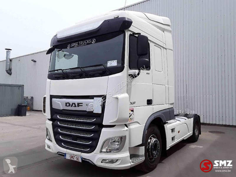 جرار DAF 530