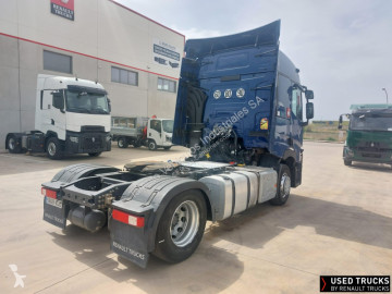 جرار Renault