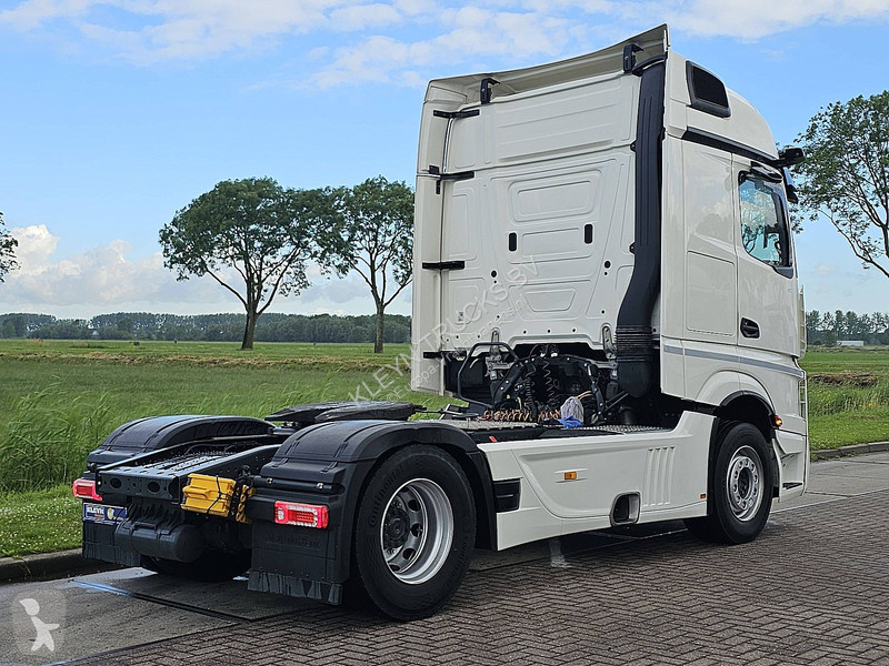 جرار Mercedes ACTROS 1845  BIGSPACE RETARDER