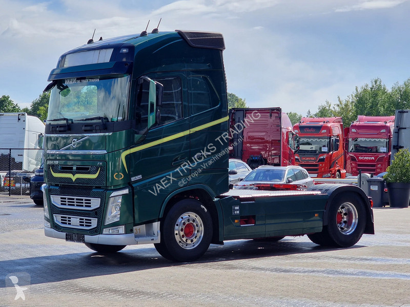 جرار Volvo 13460 Globetrotter 4x2 - ADR -...