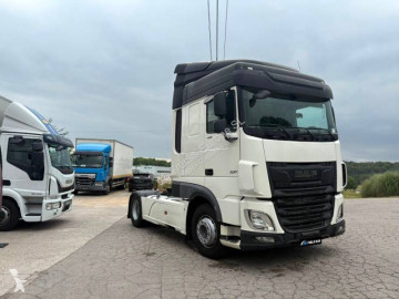 Cabeza tractora DAF