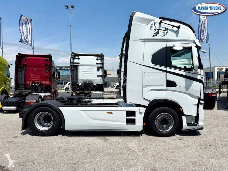 جرار Iveco