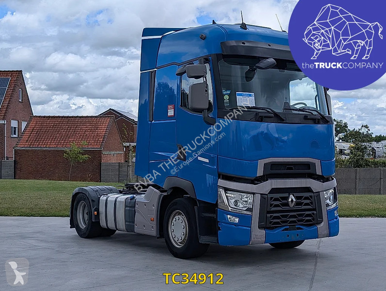 جرار Renault T 520