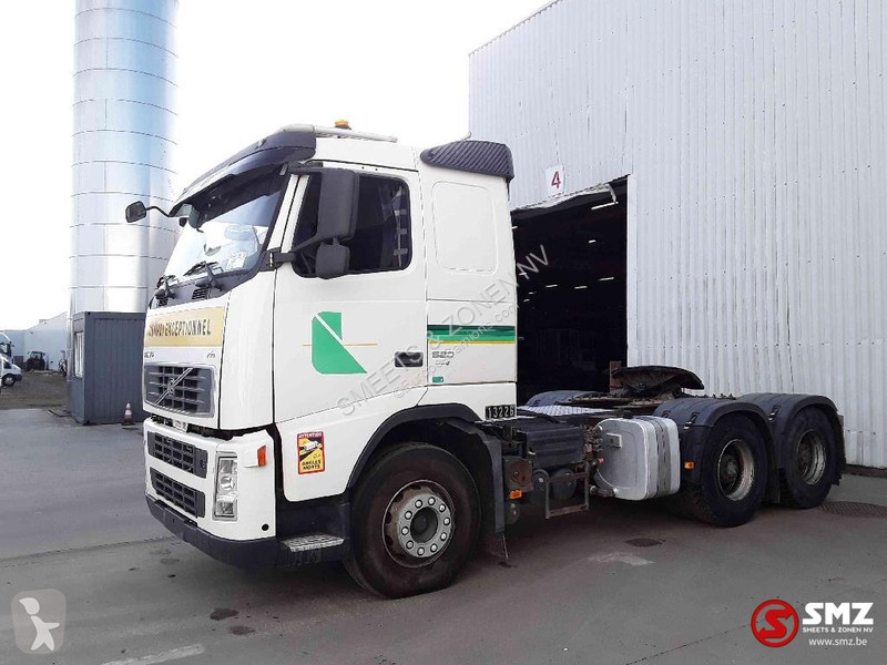 جرار Volvo 520 6x4 lames steel