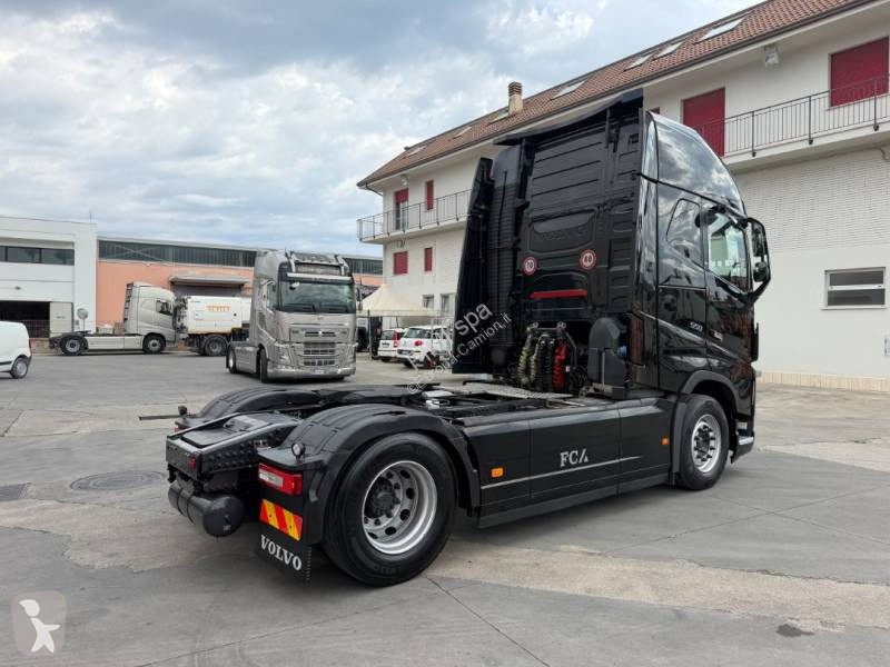 Trattore Stradale Volvo