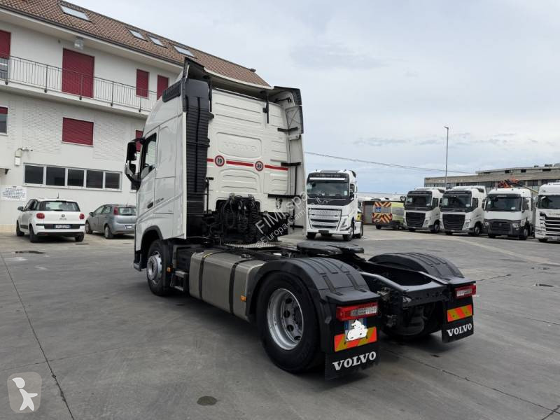 Volvo  tractor unit