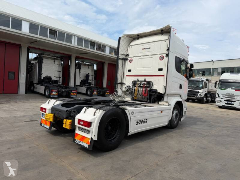 جرار Scania