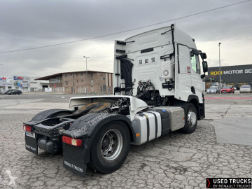 Cabeza tractora Renault