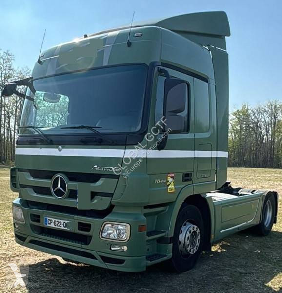 جرار Mercedes