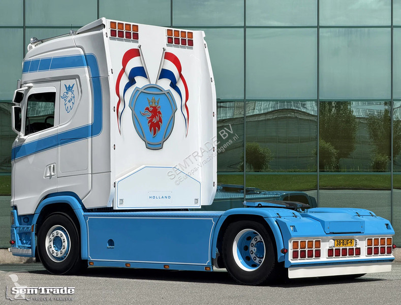 Trekker Scania S730 V8 NGS KING FU OPTIONS...