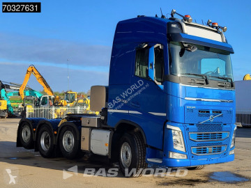 Влекач Volvo