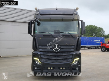 جرار Mercedes