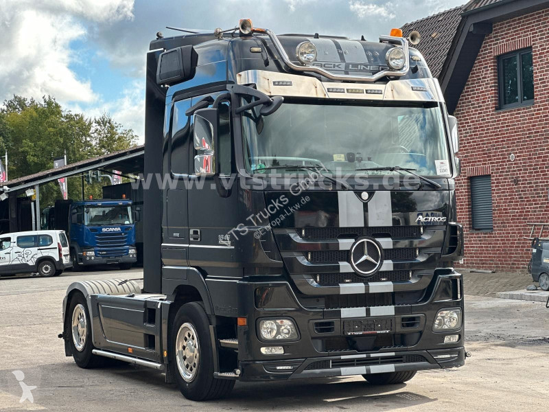 جرار Mercedes 1846 LS MP3 *Black-Liner*