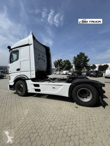 جرار Mercedes