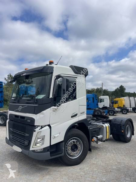 جرار Volvo