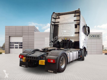 جرار Iveco