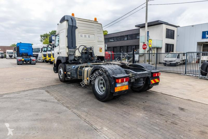 جرار Volvo GLOB 460+HYDR