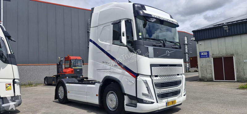 Trattore Stradale Volvo 500 Refrigerator