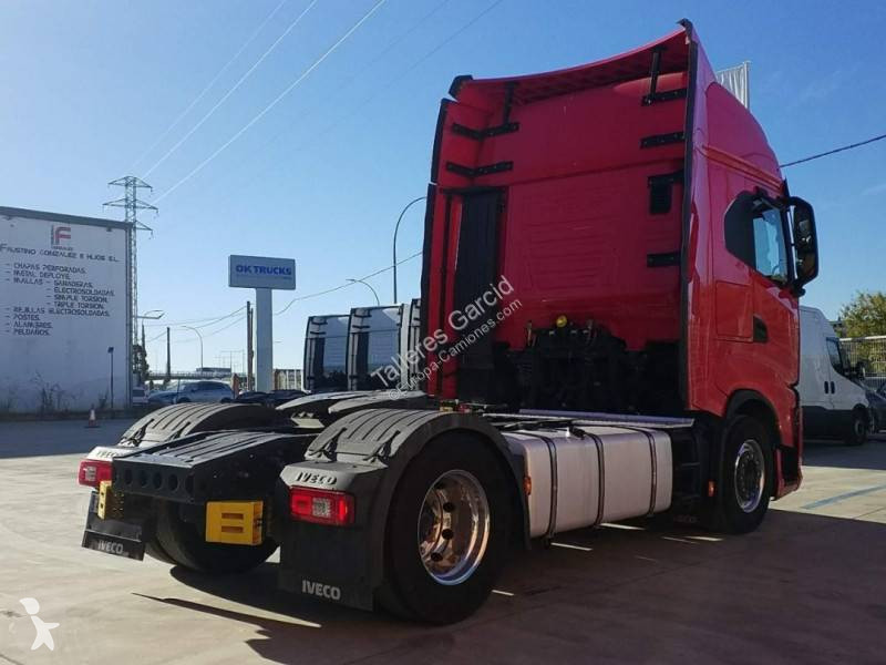 جرار Iveco
