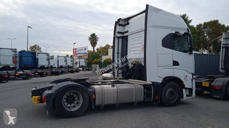 جرار Iveco