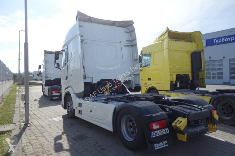 Тягач DAF XG  FT 4X2