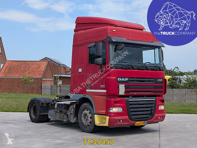 جرار DAF 460