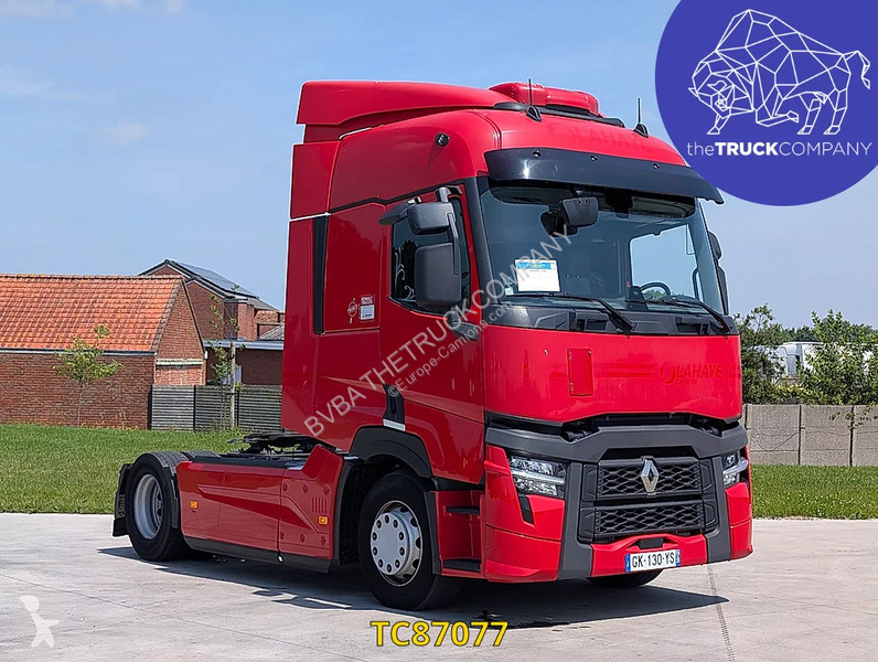 جرار Renault T 520