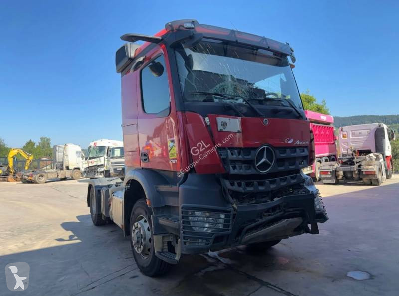 جرار Mercedes
