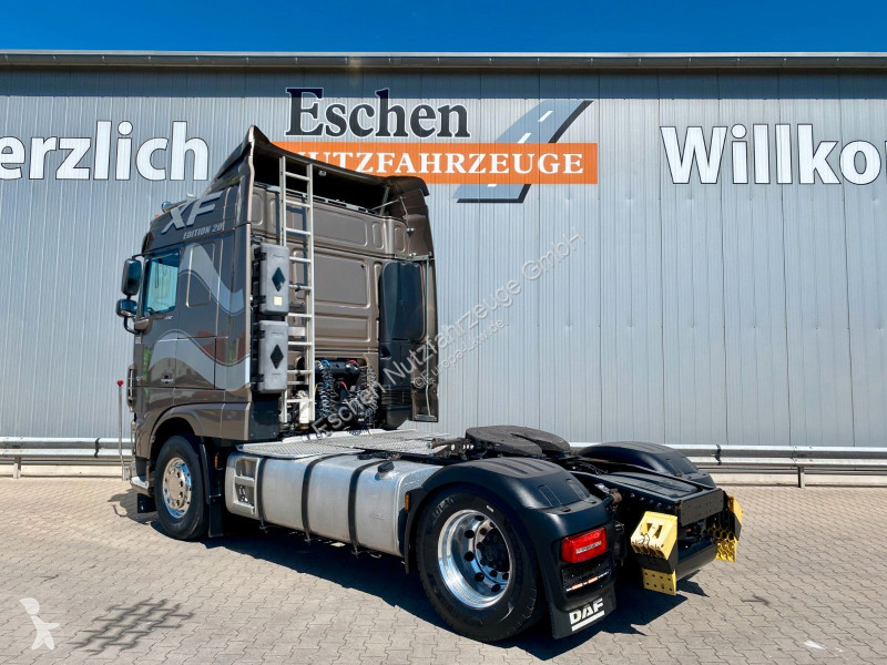 Tracteur DAF XF  | 2x...