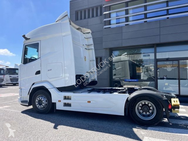 Tracteur DAF X