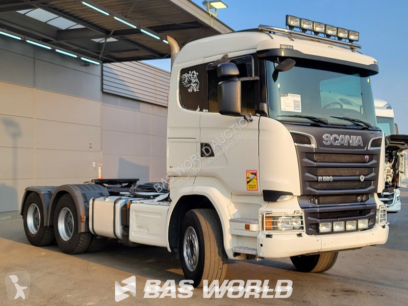 Cap tractor Scania 580