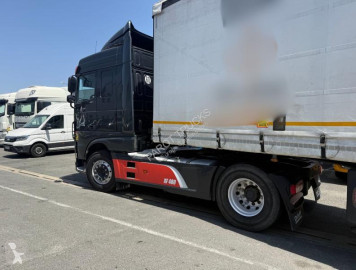 Tracteur DAF 480 XF